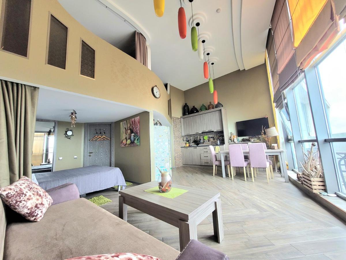 Апартаменты 2 Levels Penthouse With A Sunset Sea View! Balcony And Window 8x4m!