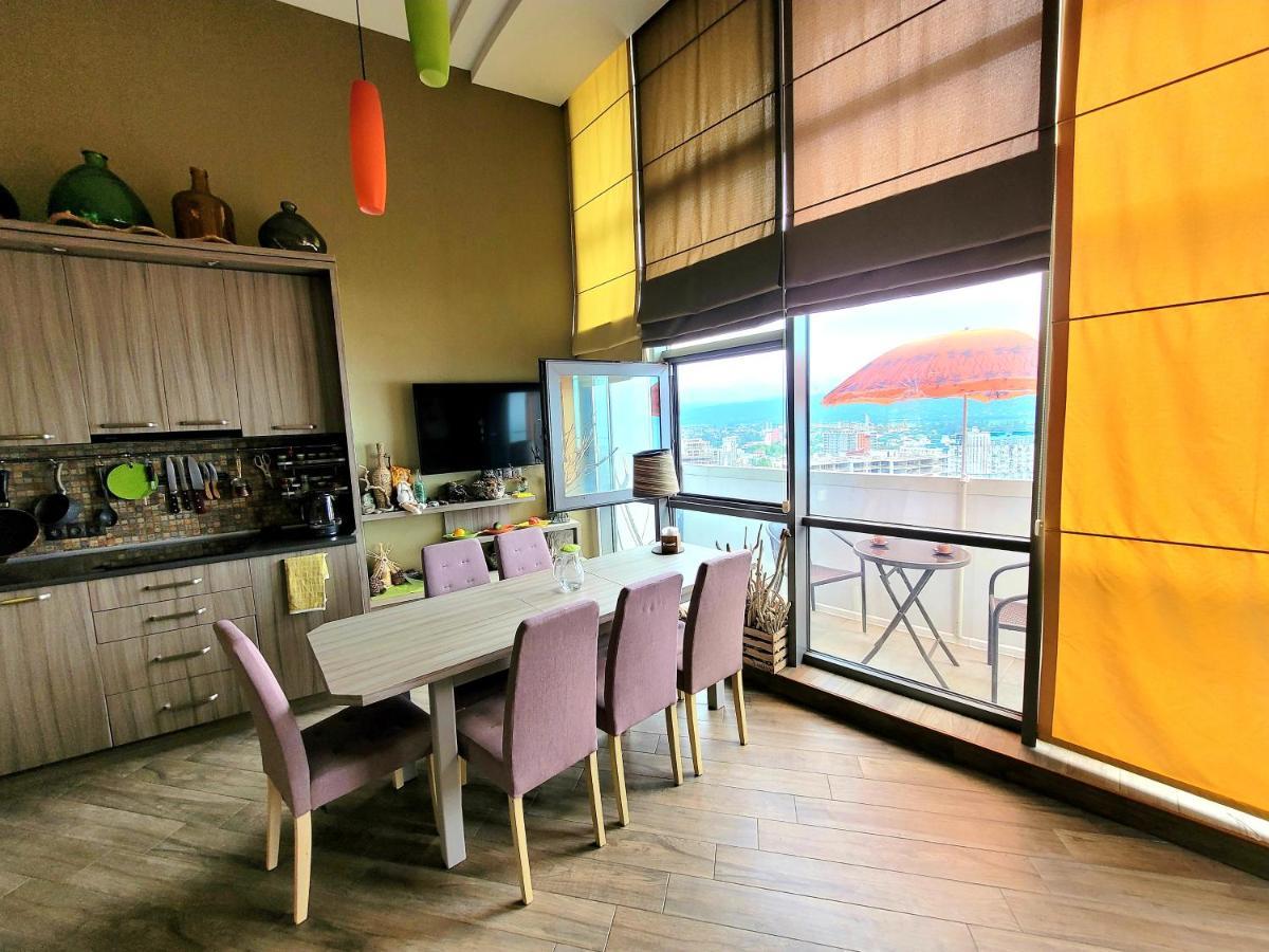 2 Levels Penthouse With A Sunset Sea View! Balcony And Window 8x4m!